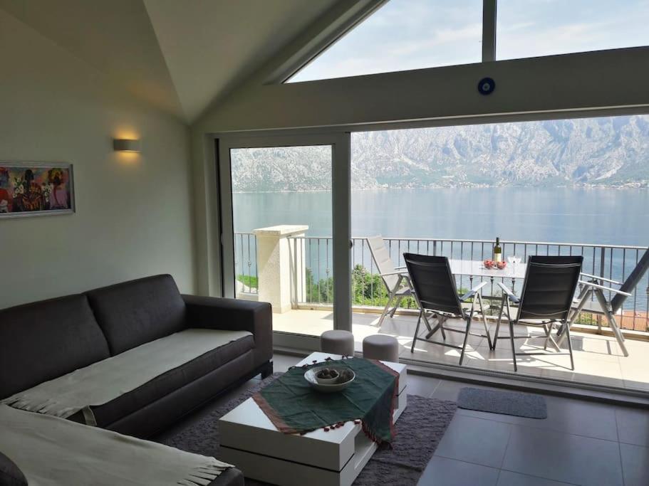 2Br Apartment With Pool Kotor Exterior photo