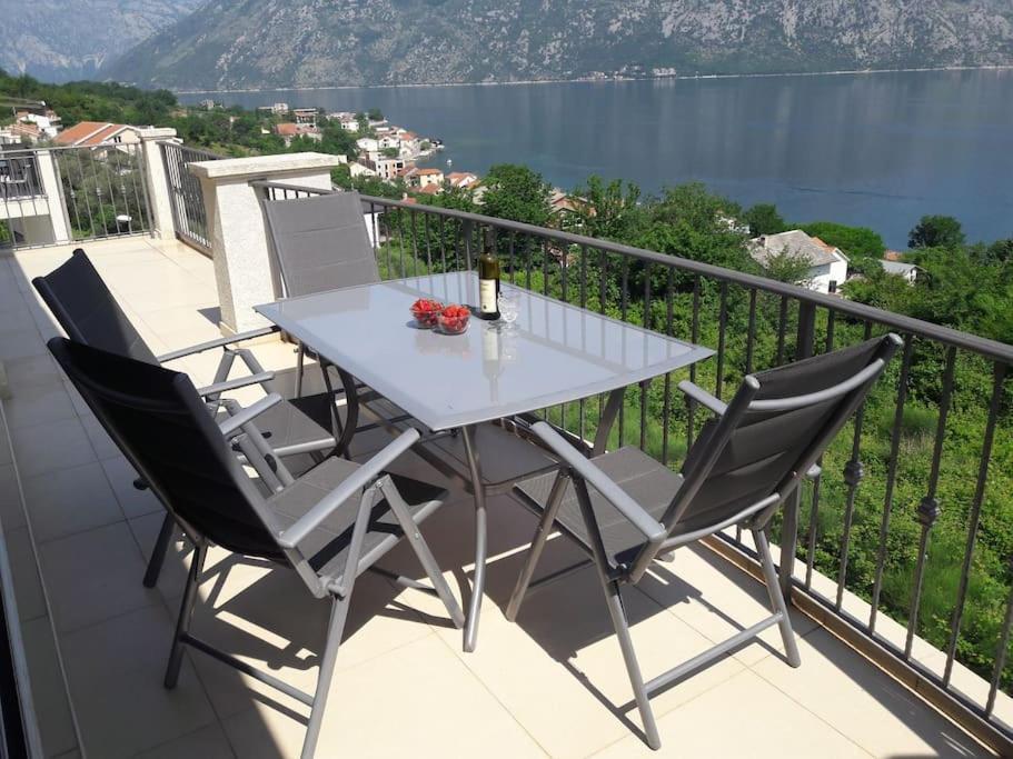 2Br Apartment With Pool Kotor Exterior photo