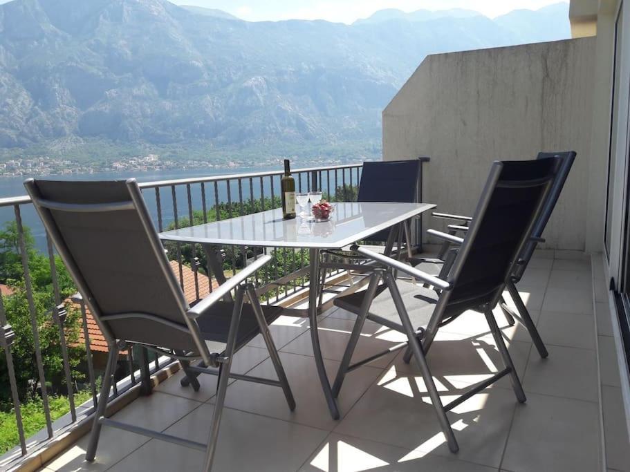2Br Apartment With Pool Kotor Exterior photo